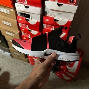 Slide on Nike pesto excellent condition